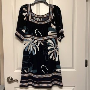BCBG navy pattern dress, size medium